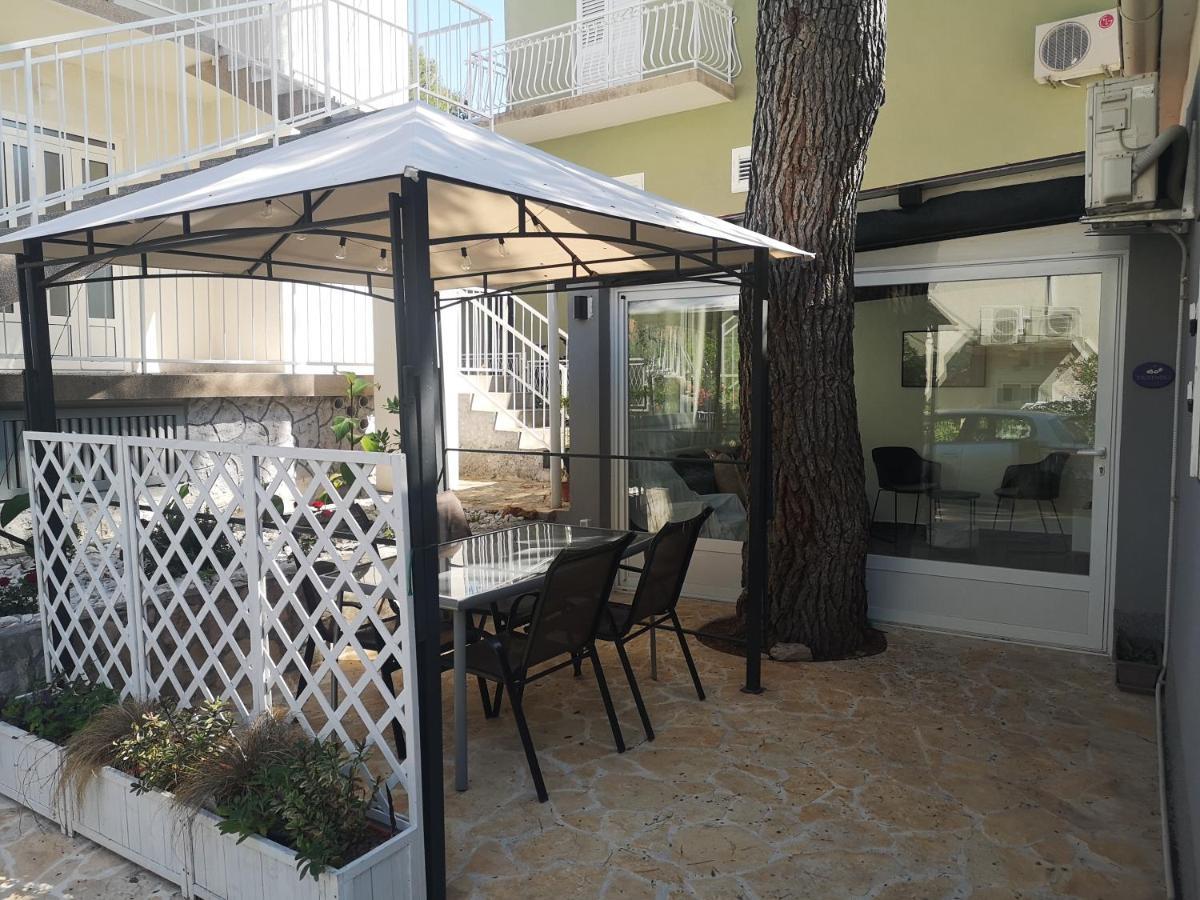 Mala Kuca Ispod Borova Villa Primošten Екстериор снимка