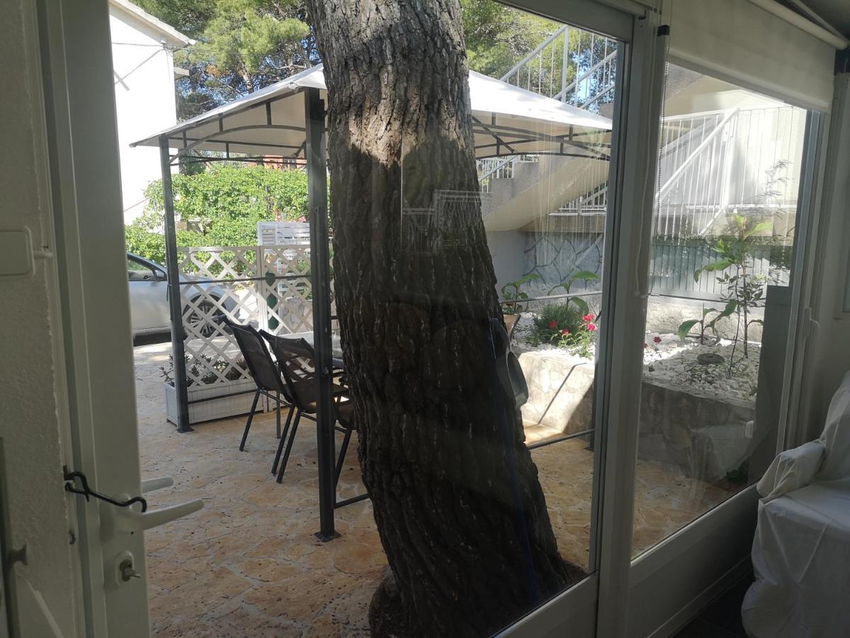 Mala Kuca Ispod Borova Villa Primošten Екстериор снимка